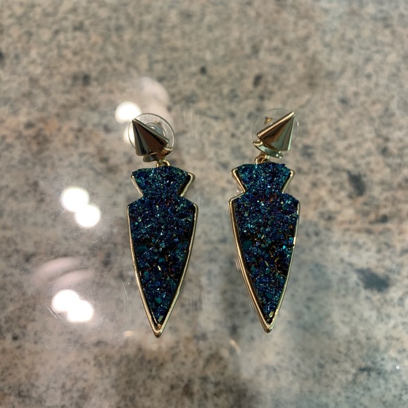 Earring bundle - Picture 8 of 12